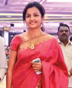 Inbanithi Udhayanidhi mother Kiruthiga Udhayanidhi