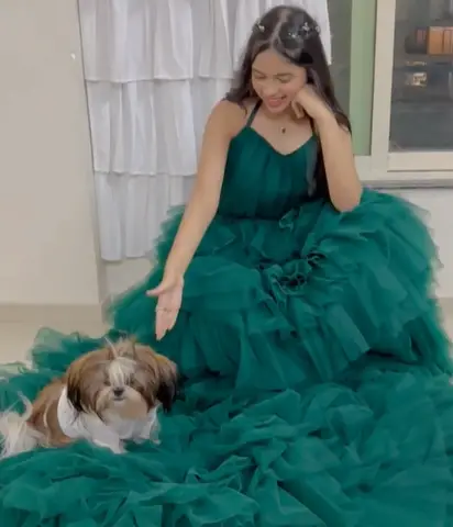 Nitanshi Goel Dog name Queenie