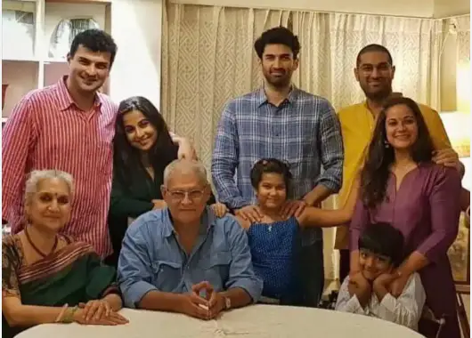 Kumud Roy Kapur family