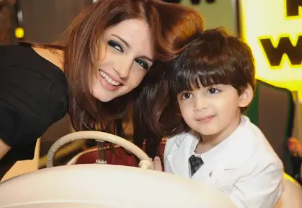 Hridhaan Roshan with her mother
