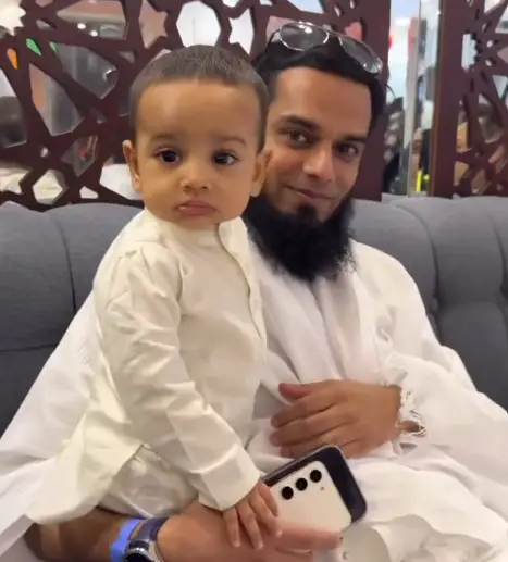 Mufti Anas with her son Saiyad Tariq Jamil