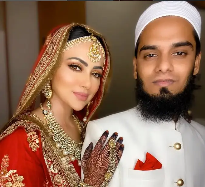 sana khan marriage