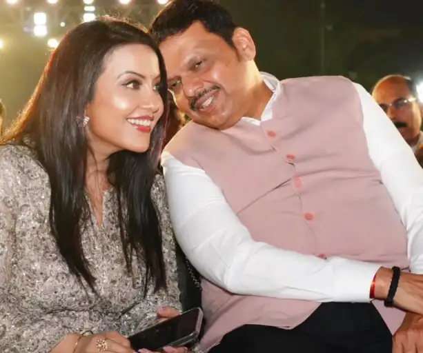 Amruta Fadnavis with her husband