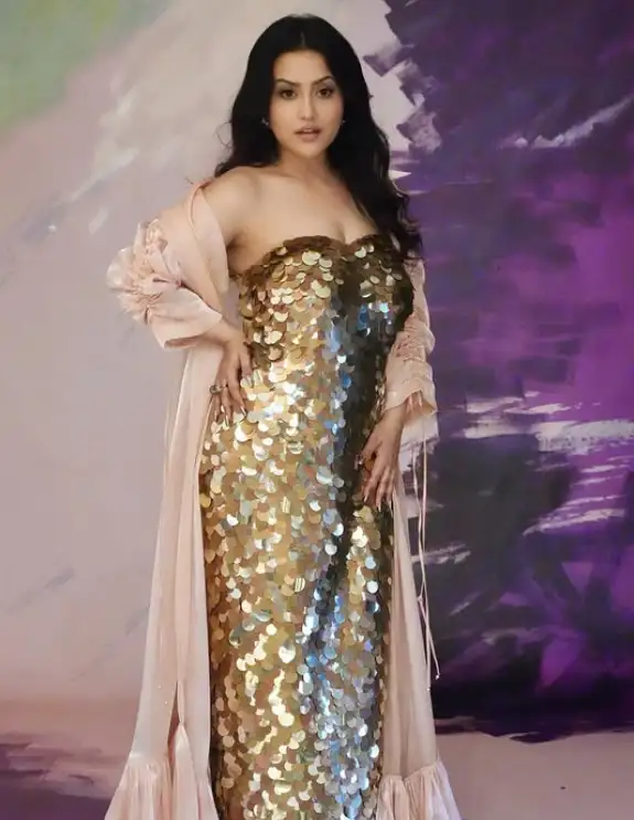 Lesser-known Facts About Amruta Fadnavis