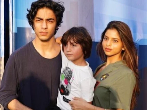 Aryan Khan siblings